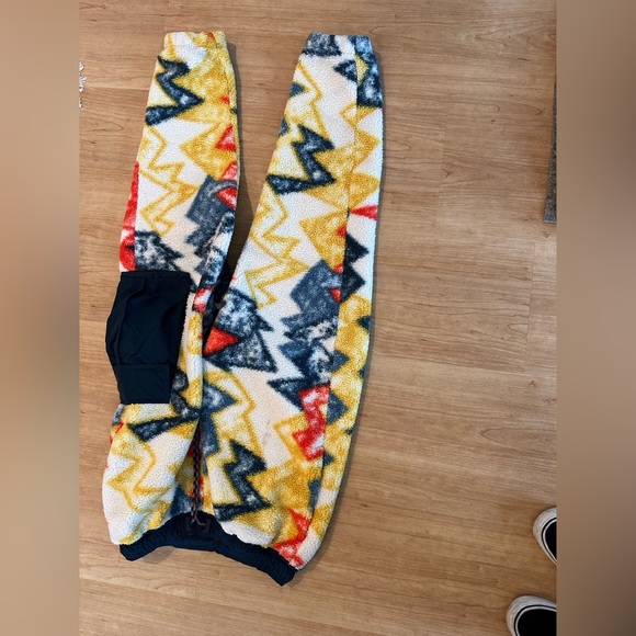 Jordan fleece sweats. Size small - Picture 9 of 9